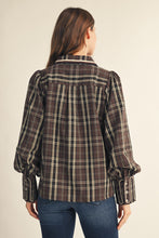 Load image into Gallery viewer, BROWN EMBROIDERY ACCENT SHIRT
