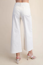 Load image into Gallery viewer, GLAM WHITE CROPPED PANT
