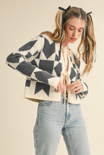 Load image into Gallery viewer, QUILT PRINT TIE FRONT SWEATER
