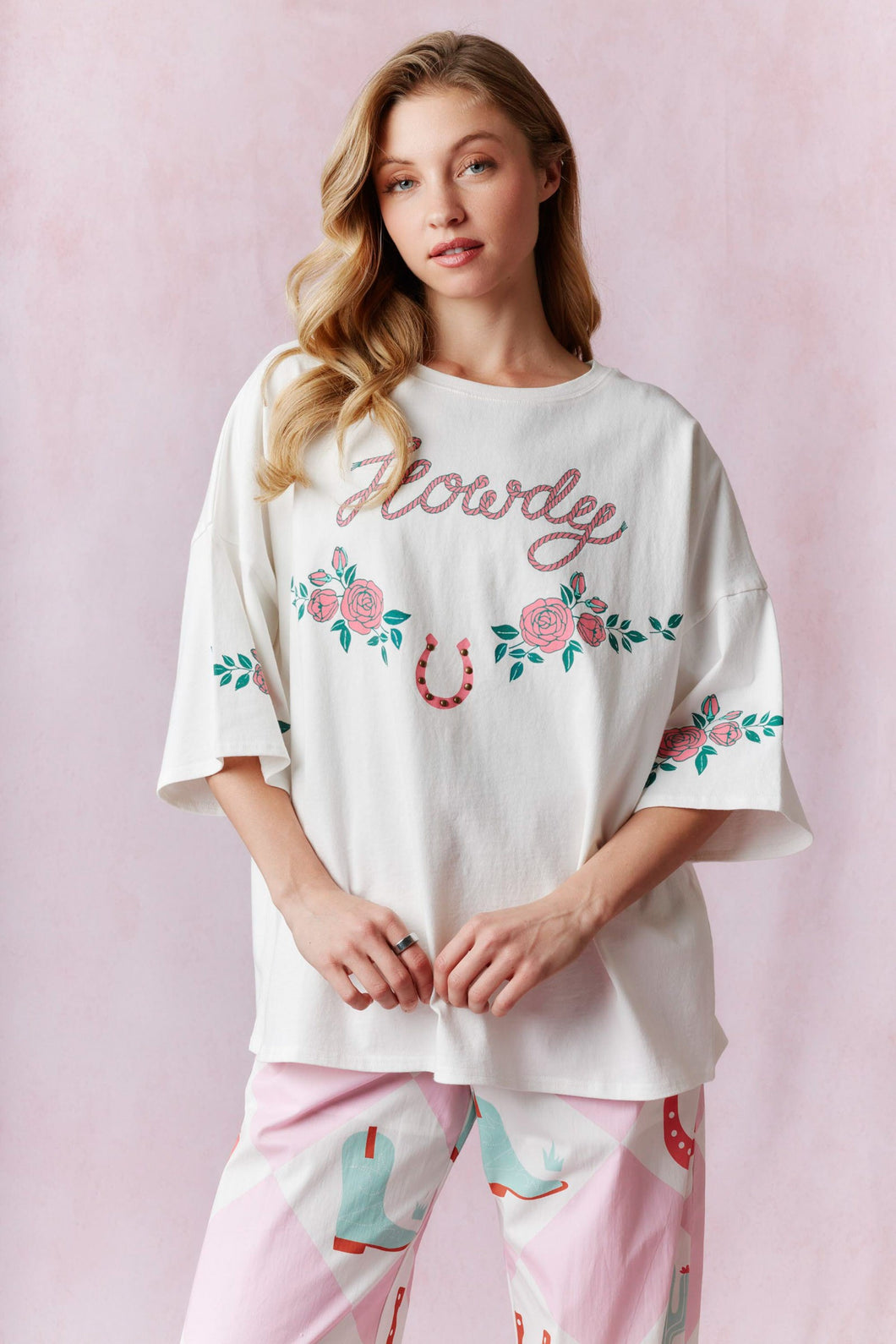 HOWDY HORSESHOE T-SHIRT
