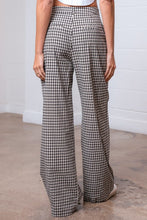 Load image into Gallery viewer, BLACK PLAID TROUSER
