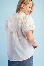 Load image into Gallery viewer, CREAM EMBROIDERED TOP
