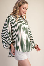 Load image into Gallery viewer, GREEN STRIPE WIDE PUFF SLEEVE SHIRT
