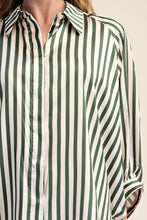 Load image into Gallery viewer, GREEN STRIPE WIDE PUFF SLEEVE SHIRT
