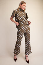 Load image into Gallery viewer, MOCHA POLKA DONT FLARE CROP PANTS
