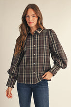 Load image into Gallery viewer, BROWN EMBROIDERY ACCENT SHIRT
