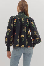 Load image into Gallery viewer, BLACK SMOCKED BLOUSE
