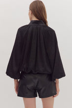 Load image into Gallery viewer, BLACK BUBBLE LONG SLEEVE BLOUSE
