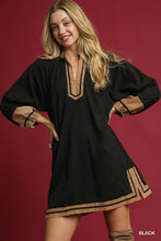 Load image into Gallery viewer, BLACK ESSENTIAL DRESS
