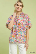 Load image into Gallery viewer, MIXED FLORAL BLOUSE
