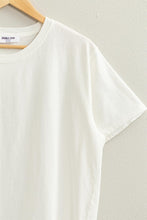 Load image into Gallery viewer, LUCY BASIC T-SHIRT
