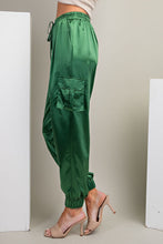 Load image into Gallery viewer, WILLA GREEN CARGO JOGGERS
