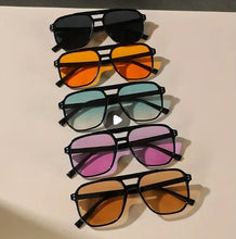 Load image into Gallery viewer, SUN GLASSES
